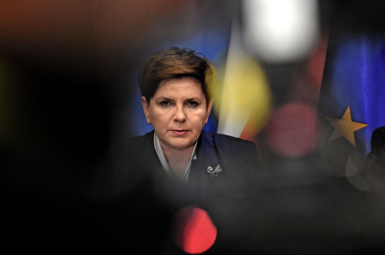 Szydło twarzą PiS do Parlamentu Europejskiego. Ryzykowny ruch