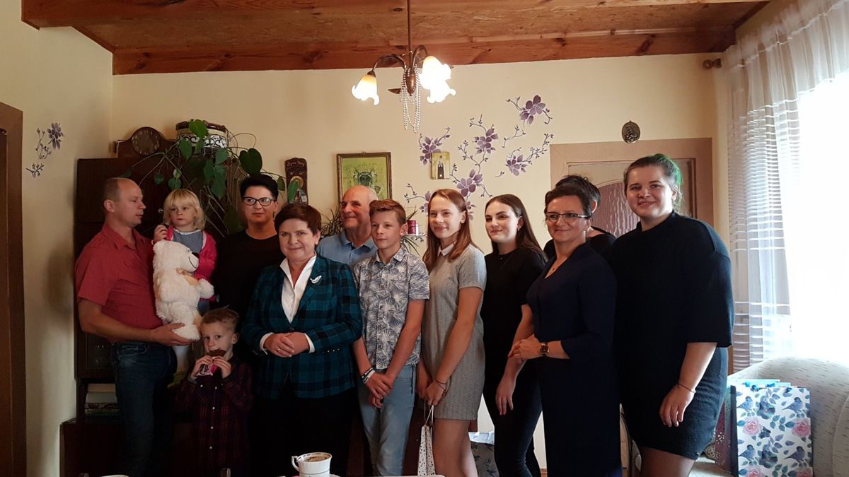 Wybory parlamentarne 2019. Beata Szydło mocno włącza się w kampanię. Kolejne spotkanie z wyborcami
