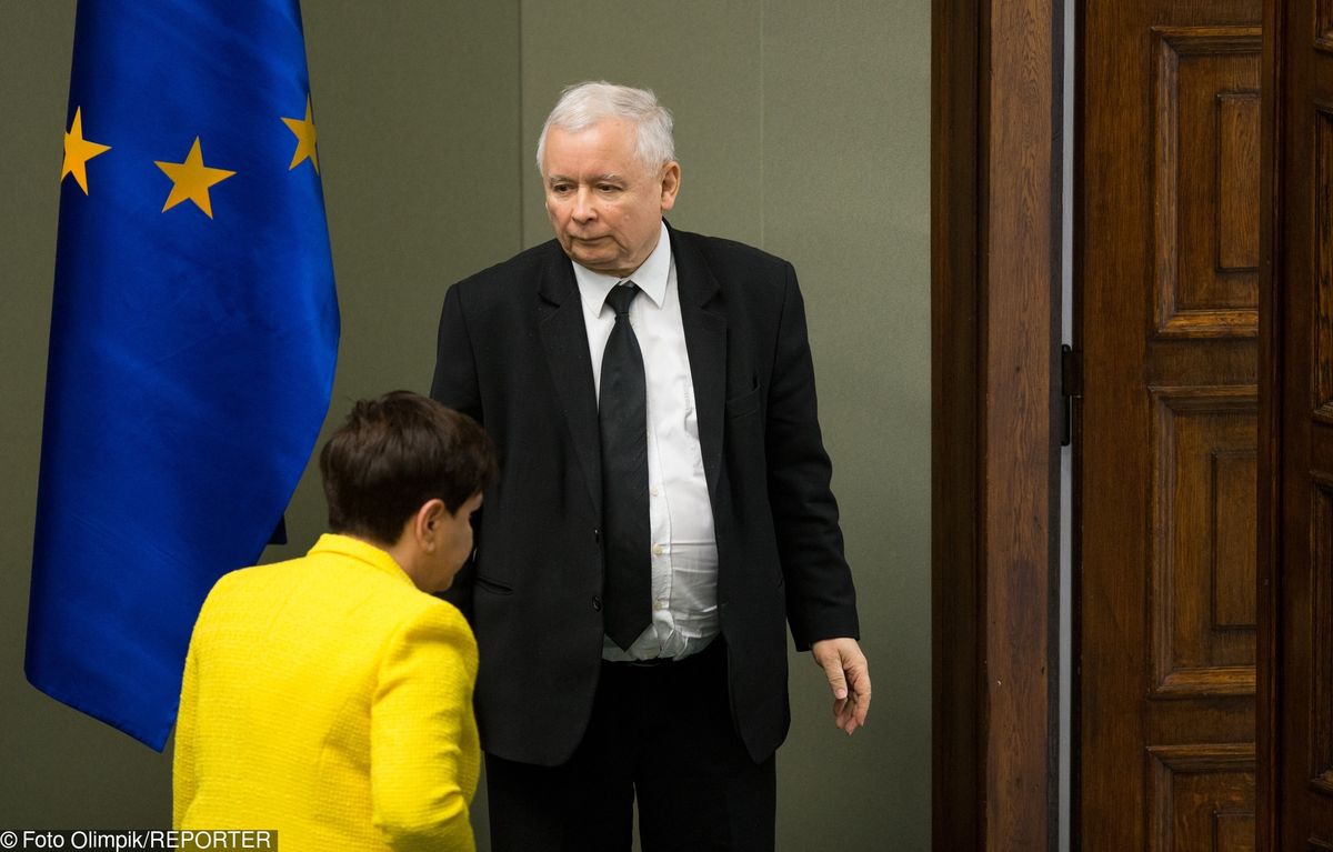 Kaczyński zmienił plany w stosunku do Beaty Szydło? "Miała być kariera w Brukseli"
