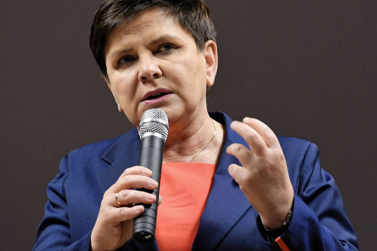 Beata Szydło będzie miała problem z tym, jak wytłumaczyć swój start w eurowyborach