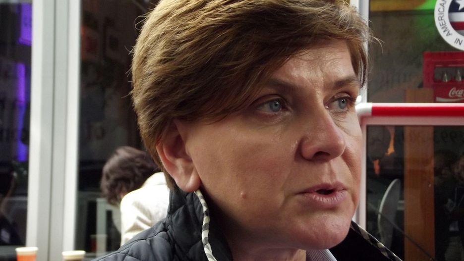 Premier Beata Szydło przyznaje rentę wdowie i sierotom po tragicznie zmarłym policjancie.