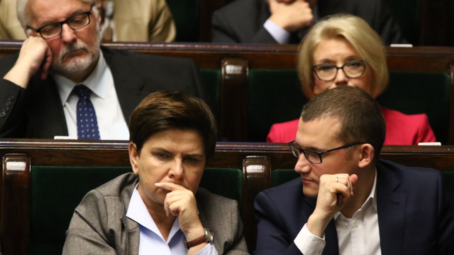 Premier Beata Szydło podczas posiedzenia Sejmu 
