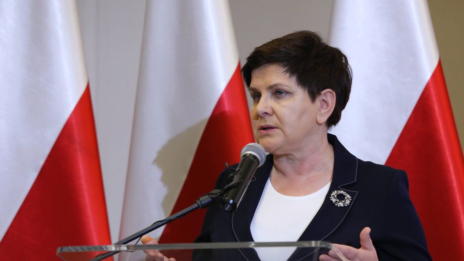 Premier wypłaciła swoim PR-owcom po osiem nagród o średniej wysokości 3625 zł