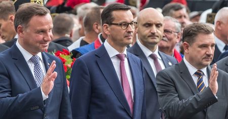 Zakaz handlu bez zmian. PiS uspokoił "Solidarność", temat do zamknięcia