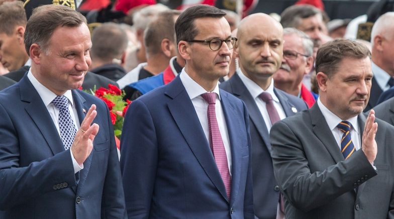 Prezydent Andrzej Duda, premier Mateusz Morawiecki oraz przewodniczący "Solidarności" Piotr Duda