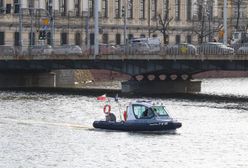 Wrocław: akcja ratunkowa. Mężczyzna skoczył do Odry