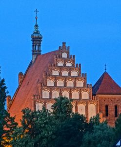 Bydgoszcz: pod posadzką katedry odnaleziono drogocenny skarb