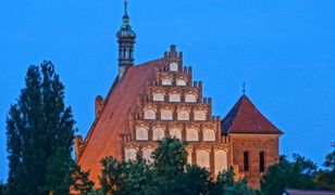 Bydgoszcz: pod posadzką katedry odnaleziono drogocenny skarb