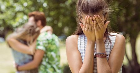 Dlaczego ludzie zdradzają? Możesz zwalić winę na geny
