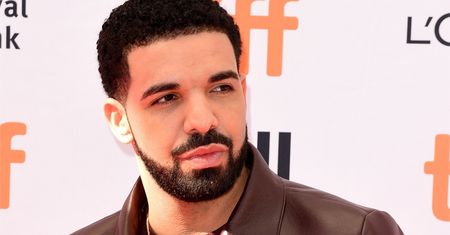 Drake wnosi pozew przeciwko kobiecie, która oskarżyła go o gwałt
