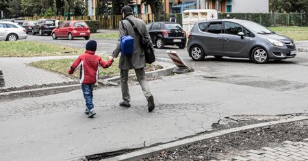 Najbardziej nieobliczalny uczestnik ruchu drogowego. Twoje dziecko