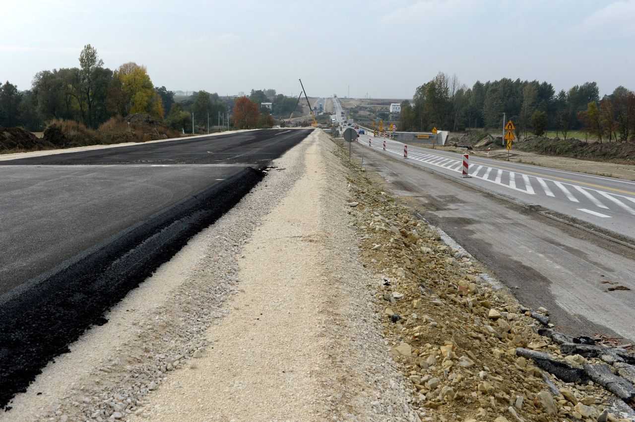 Nowy odcinek trasy S7 pod Skarżyskiem-Kamienną. Drogą pojedziemy w 2020 r.