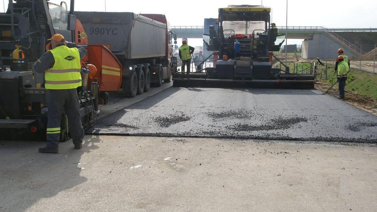 GDDKiA ma coraz większy kłopot z wykonawcami, którzy nie wywiązują się z realizacji kontraktów i przedstawiają żądania pokrycia wzrostu kosztów.