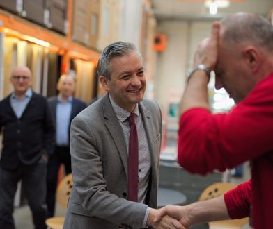 Biedroń zbiera ludzi na wybory. Wśród nich Jakub Bierzyński, były doradca Ryszarda Petru