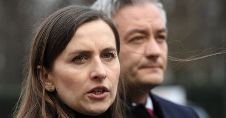 Wiosenny nepotyzm? Dyskusja wokół miejsc Śmiszka i Spurek