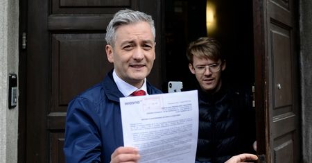 Wniosek do prokuratury ws. finansów Biedronia. Wiosna odpowiada na zarzuty