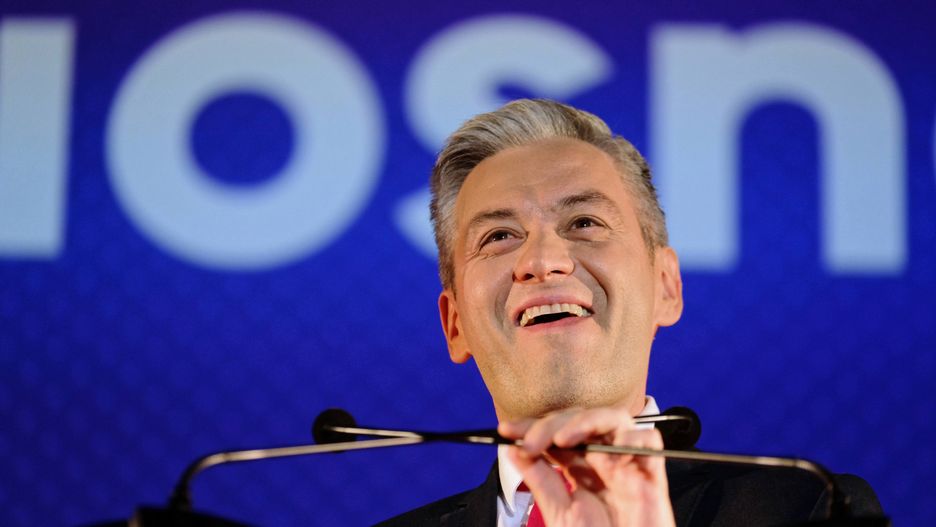 Robert Biedroń jeździ po całej Polsce i przekonuje do swoich poglądów