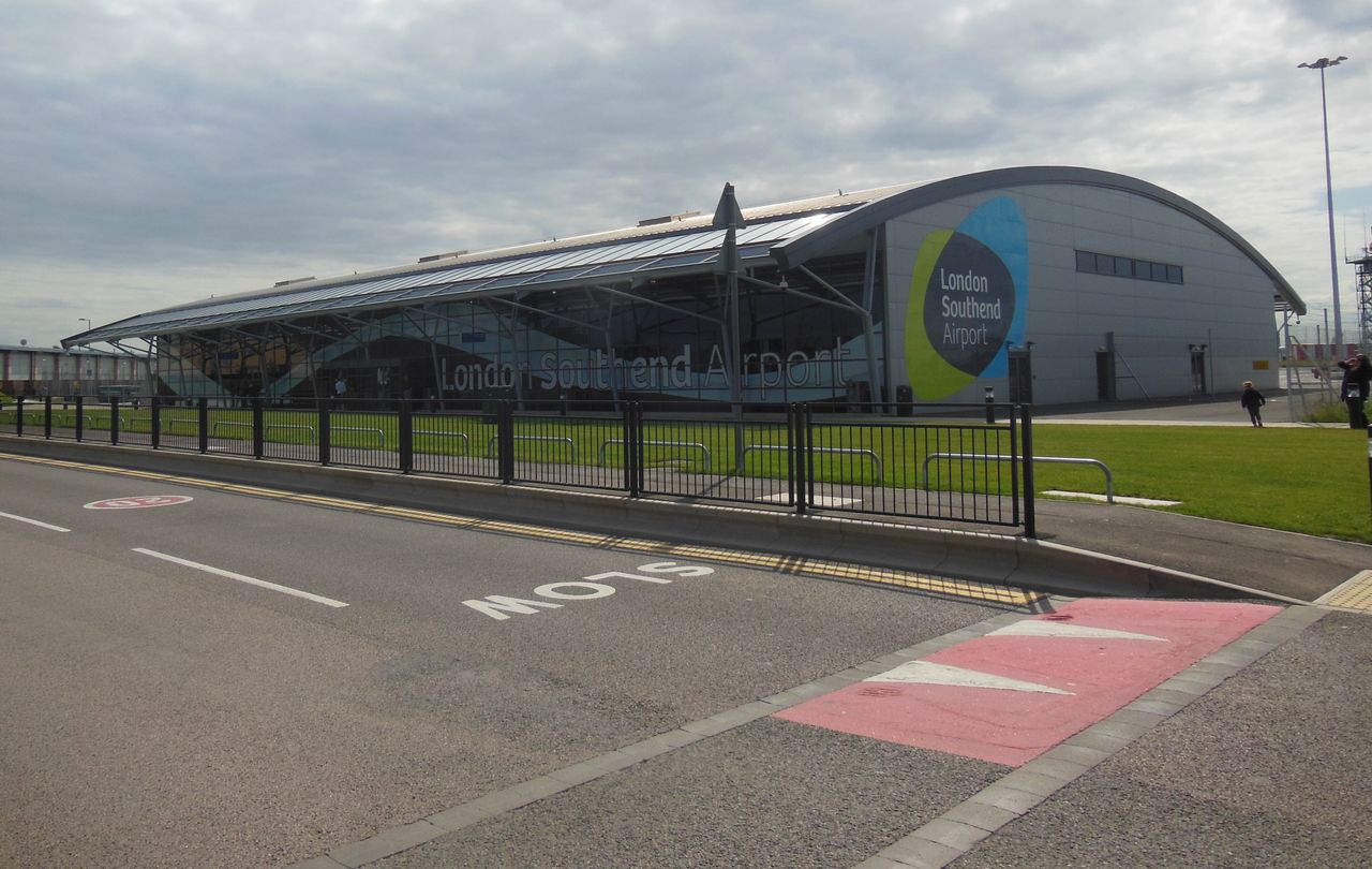 Podróż na te lotniska trwa o wiele za długo