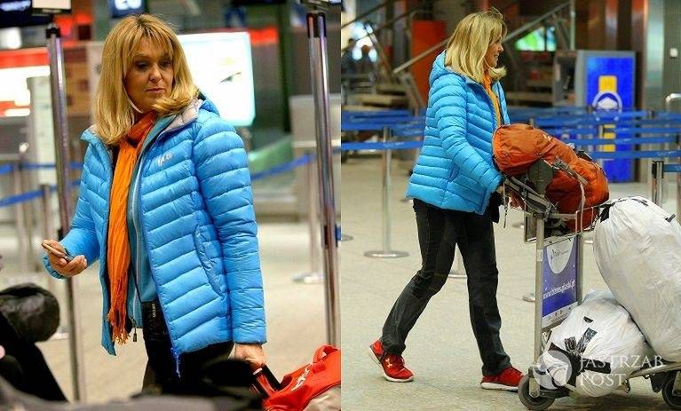 Ewa Wachowicz na lotnisku przed wylotem do Ameryki Południowej