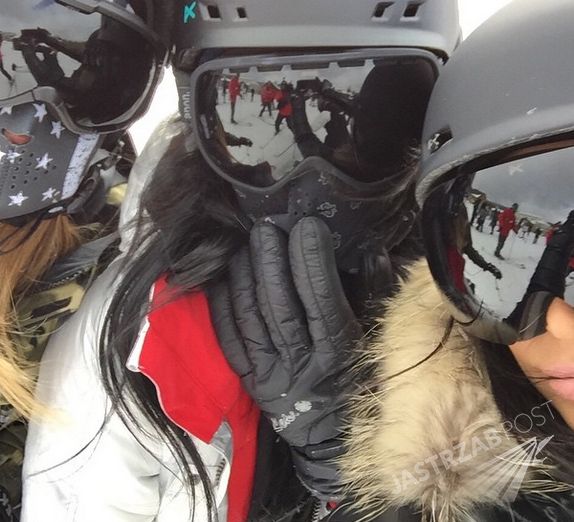 Kim Kardashian na nartach
Fotografia: Instagram