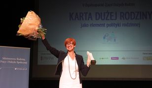 Sukces Karty Dużej Rodziny. Rafalska ogłasza: zniżki dla nowej grupy uprawnionych