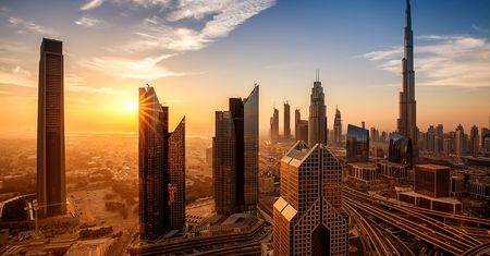 W Dubaju brakuje wody. Szaleńczy pomysł ma "rozwiązać problem całego świata"