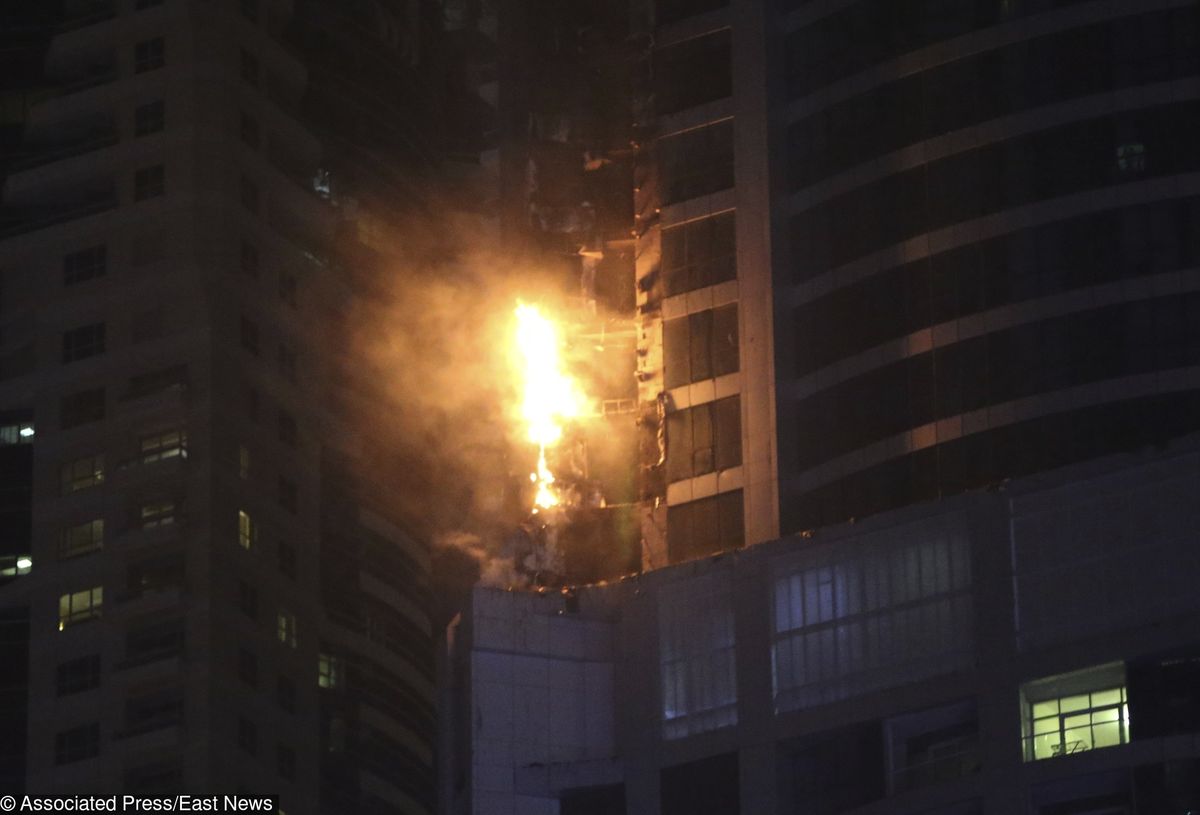 Spektakularny pożar w Dubaju. Płonął 80-piętrowy apartamentowiec