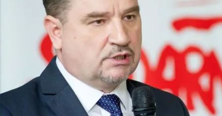 Warzecha: "Zakaz handlu w niedziele. Rząd w potrzasku - między Dudą, a wyborcami" (OPINIA)