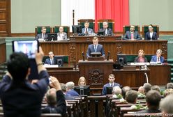 Andrzej Duda wykorzystał orędzie do autopromocji, uderzenia w opozycję i przypodobania się PiS