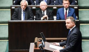 Milczenie Andrzeja Dudy. PiS w defensywie, prezydent trzyma problemy obozu władzy na dystans (Opinia)