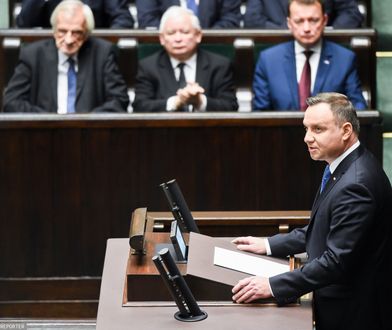 Milczenie Andrzeja Dudy. PiS w defensywie, prezydent trzyma problemy obozu władzy na dystans (Opinia)
