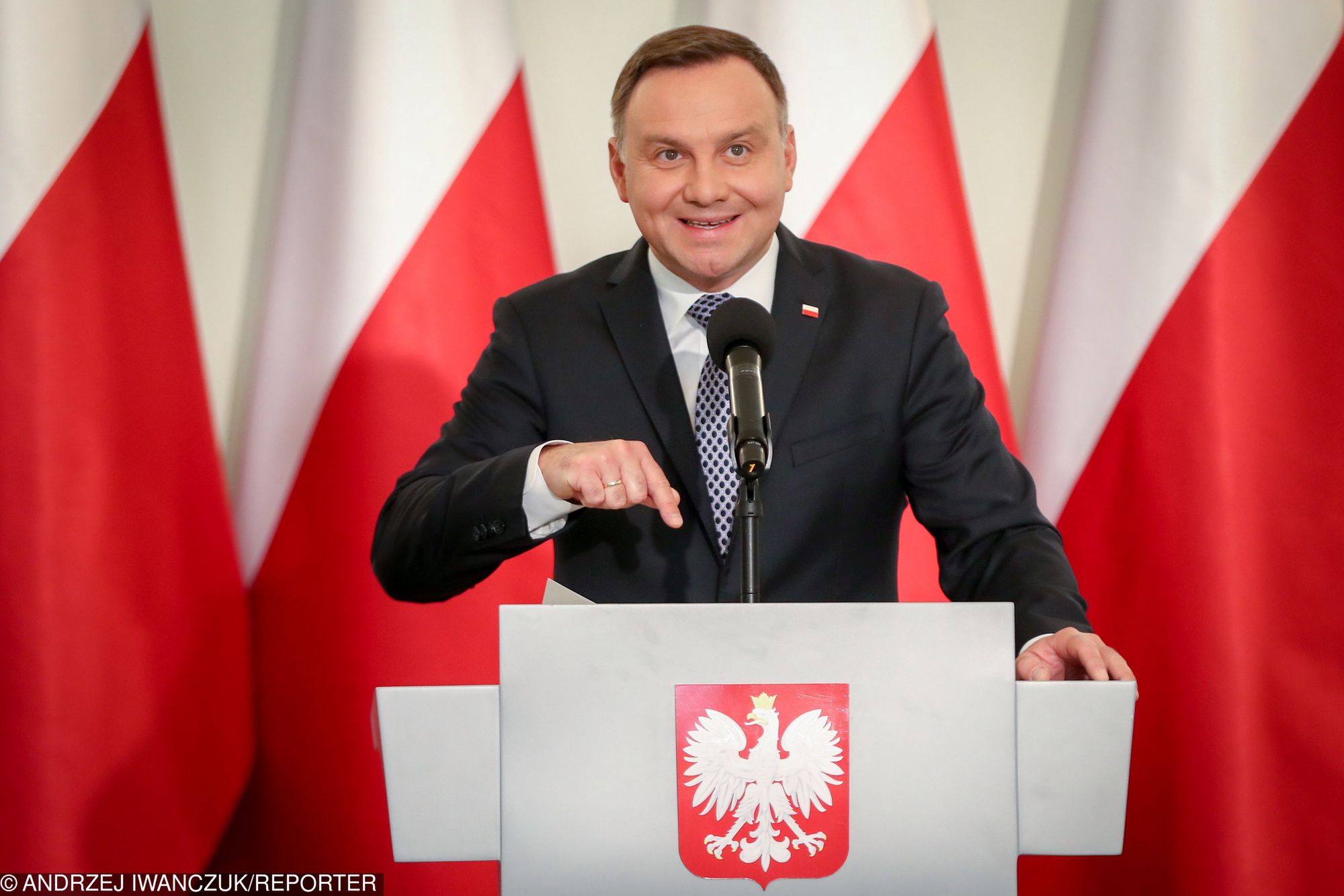 25.09.2017 Warszawa Oswiadczenie prezydenta Andrzeja Dudy w sprawie projektow ustaw o Sadzie Najwyzszym i Krajowej Radzie Sadownictwa N/z prezydent Andrzej Duda   fot Andrzej Iwanczuk/REPORTER 