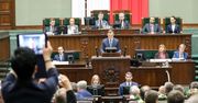 Andrzej Duda wykorzystał orędzie do autopromocji, uderzenia w opozycję i przypodobania się PiS