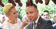 Prezydent Andrzej Duda karmiony przez żonę. Nie ukrywają uczucia przed obywatelami