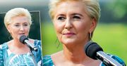 Agata Duda na Narodowym Czytaniu błyszczała najjaśniej wśród gwiazd. Ta stylizacja to prawdziwa klasa!