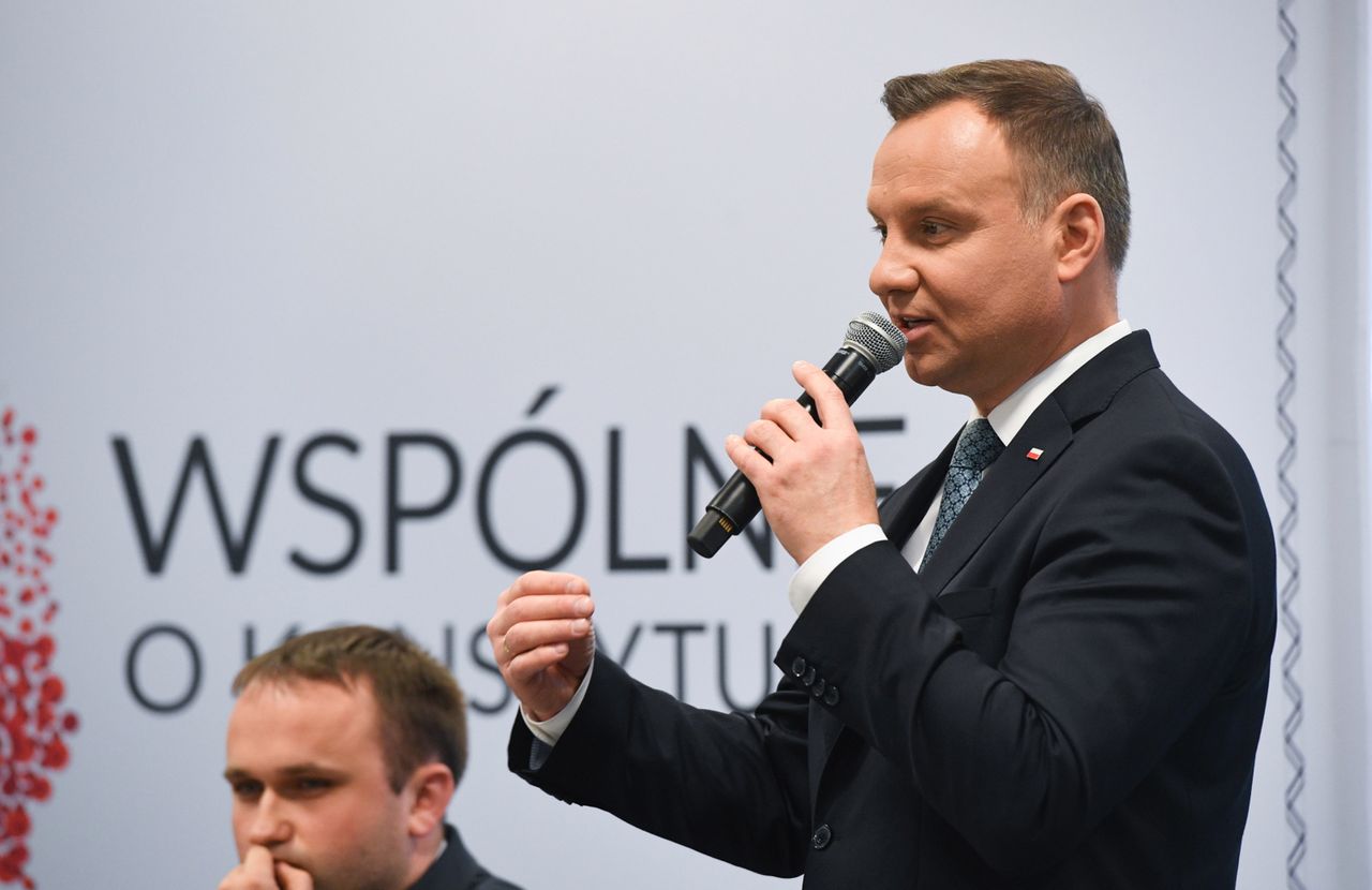 Prezydent z dystansem do PiS w kampanii samorządowej. Wbrew oczekiwaniom partyjnych działaczy