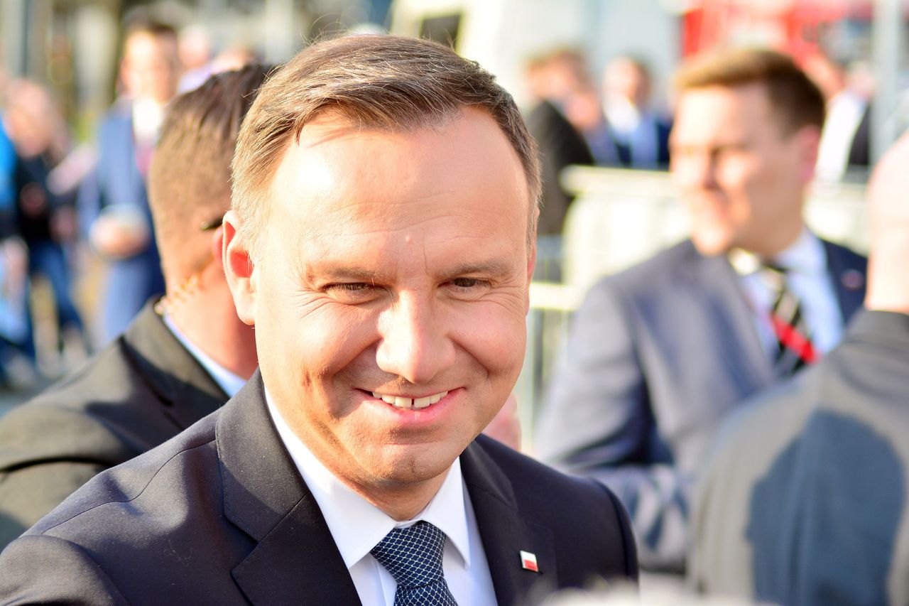 Andrzej Duda na nartach w Szczyrku. Przyciągnął uwagę spodniami