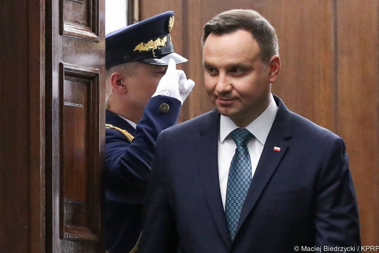 Andrzej Duda to największy wygrany rekonstrukcji. I nie tylko z powodu Antoniego Macierewicza