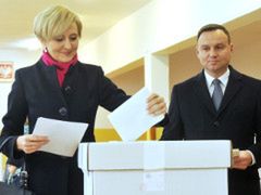 Wybory parlamentarne 2015: Jak wyglądała Agata Duda?