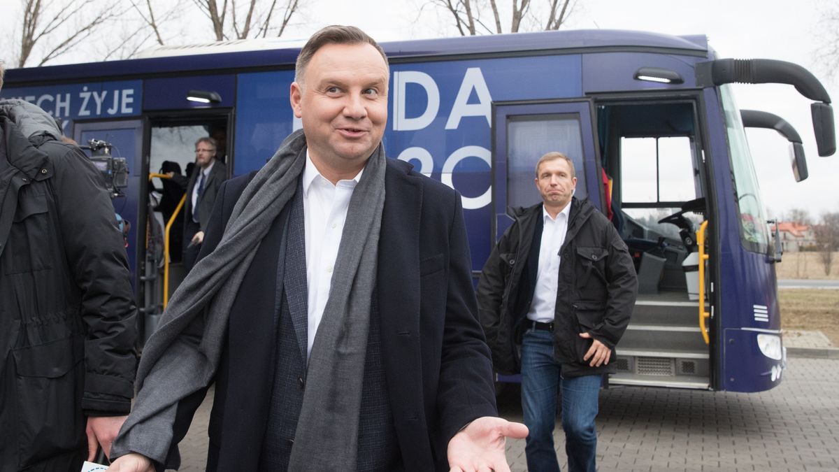 Andrzej Duda podpisał ustawę o trzynastych emeryturach