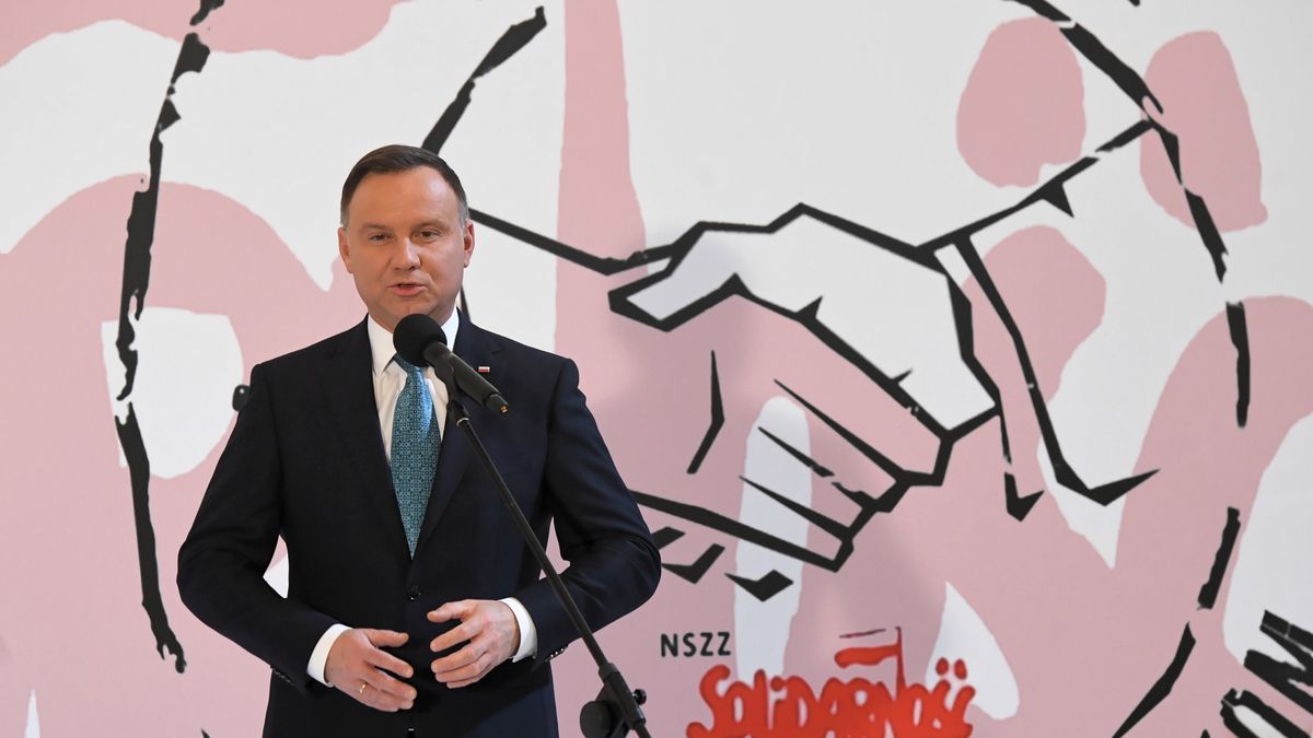 Prezydent Andrzej Duda apeluje o wyważone podejście do protestu nauczycieli.