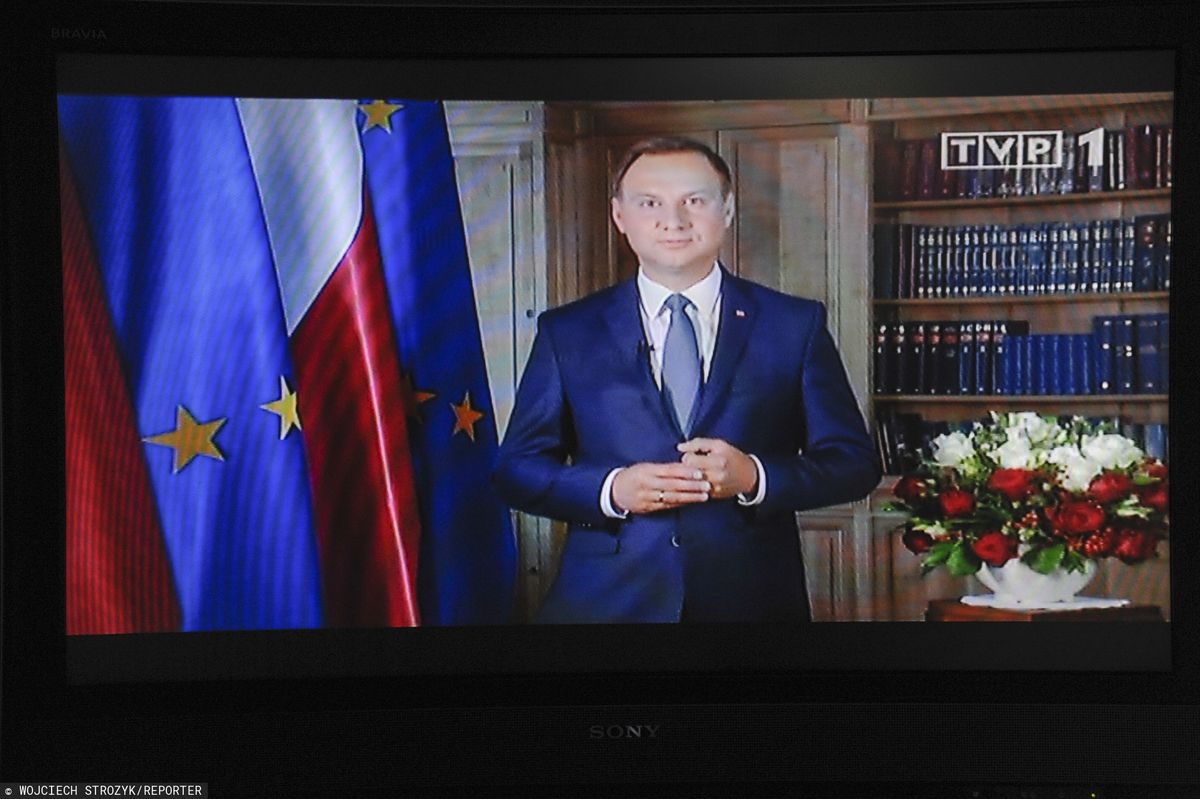 "Andrzej Duda przegrał wybory". Fala komentarzy po decyzji prezydenta ws. 2 mld dla mediów publicznych