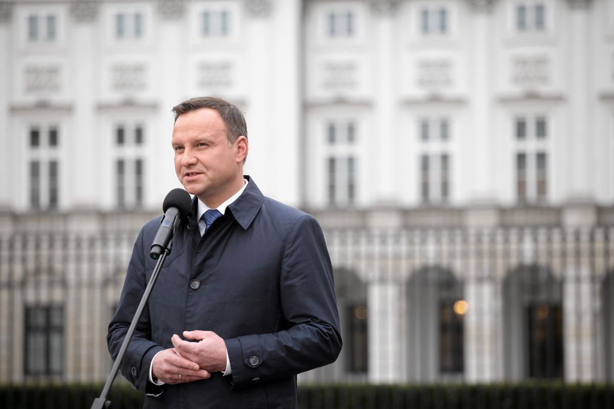 Duda przepracowany? "Byłoby dobrze, gdyby znalazł więcej dni na odpoczynek"