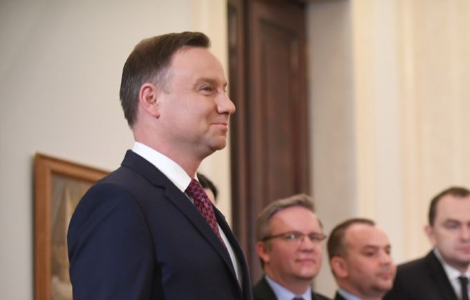 Duda zadowolony po rozmowie z Macronem. "Liczę na reset"