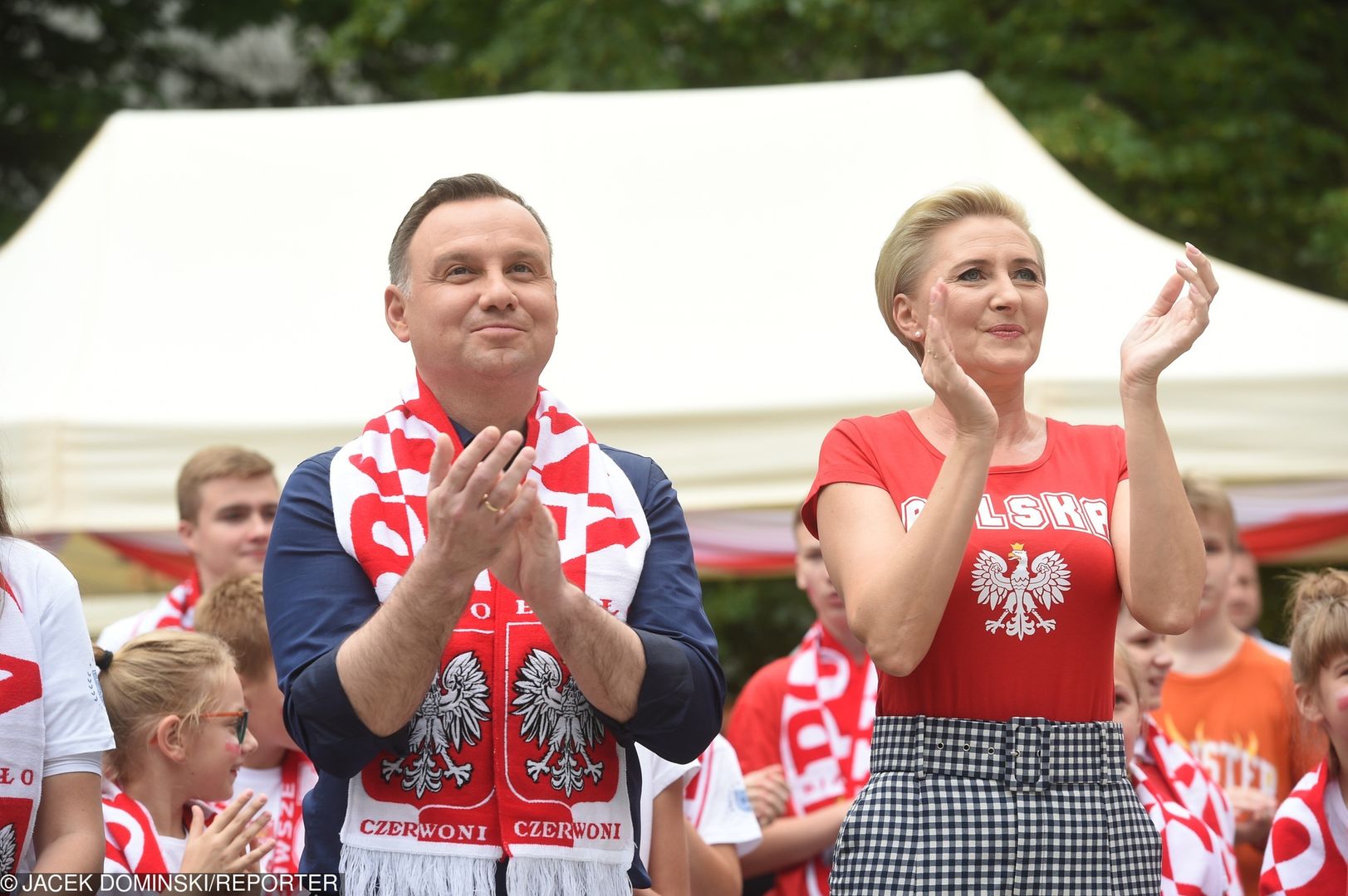 Agata i Andrzej Dudowie dopingowali naszych z Warszawy