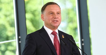 Prezydent Andrzej Duda na urodzinach młodego księdza