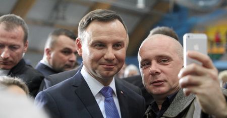 Znowu internauci górą. Przypomnieli Andrzejowi Dudzie, co pisał o mediach