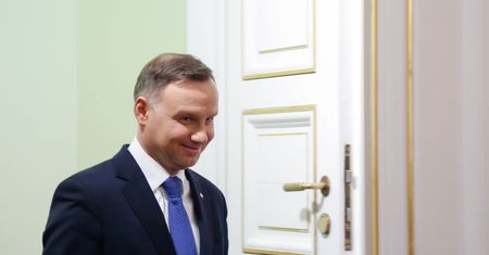 Prezydent Duda z niemowlęciem. "16. dziecko"