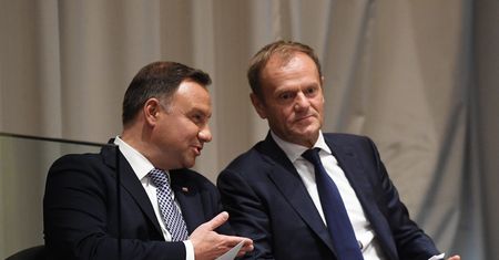 Donald Tusk z największym poparciem. Andrzej Duda jest najbardziej rozpoznawalny