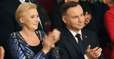 Agata Duda skąpana w cekinach. To odważny wybór jak na pierwszą damę